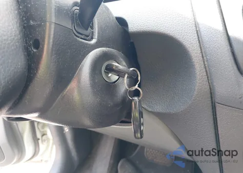 2004 Suzuki Aerio Lx/S z USA, uszkodzony, nr VIN JS2RA61S045206358